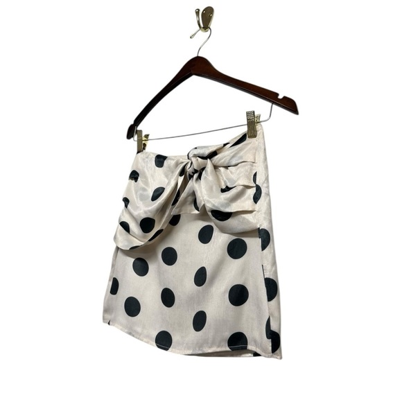 NWOT HOUSE OF HARLOW 1960 X REVOLVE Nicholas Skirt Dot Print S - Picture 7 of 10